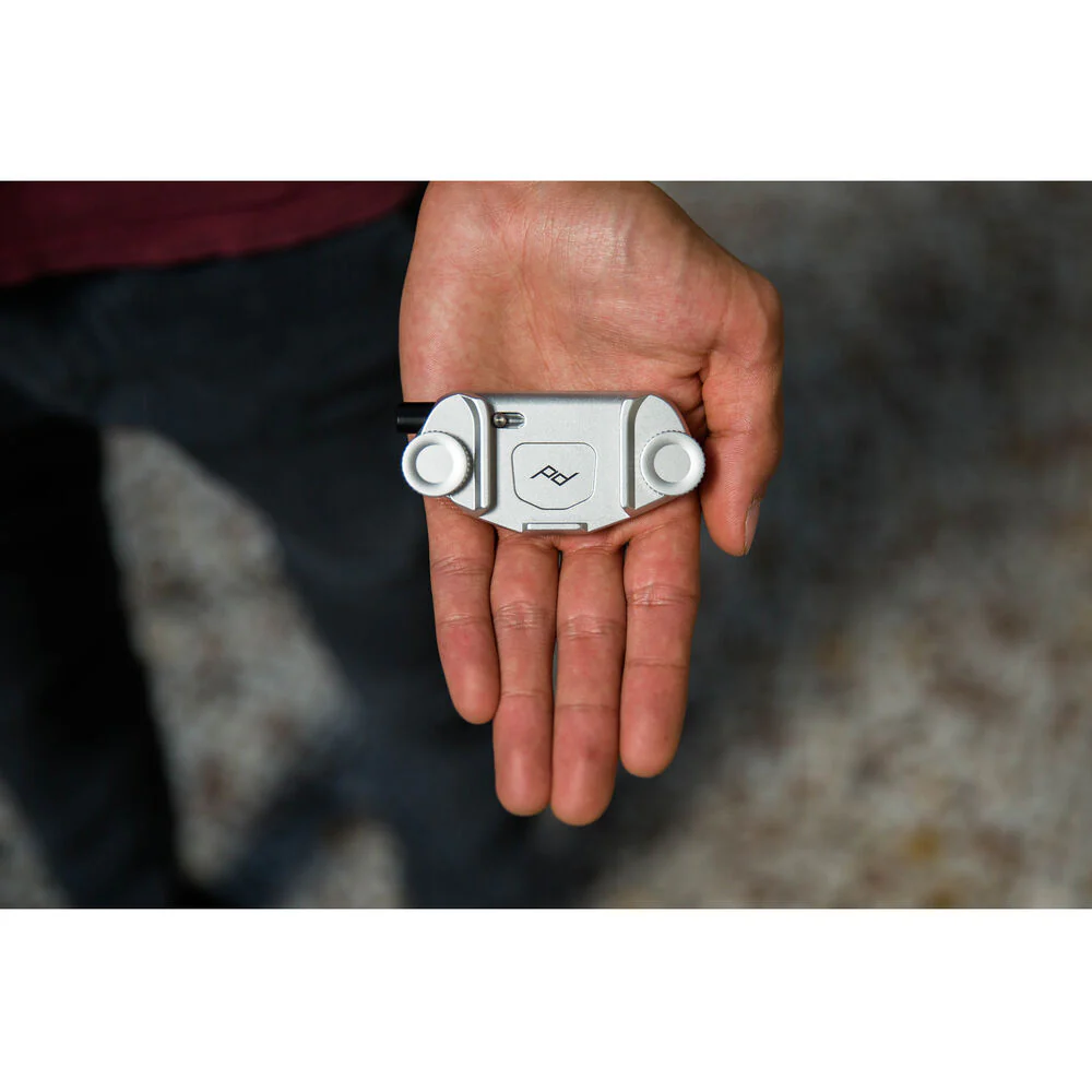 Peak Design Capture Camera Clip v3 (Silver) - Image 5