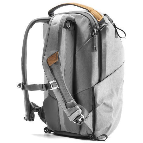 Peak Design Everyday Backpack v2 (20L, Ash) - Image 10