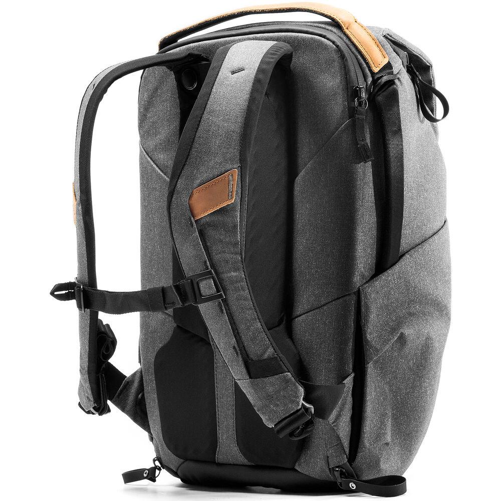 Peak Design Everyday Backpack v2 (20L, Charcoal) - Image 3
