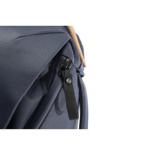 Peak Design Everyday Backpack v2 (20L, Midnight) - Image 12