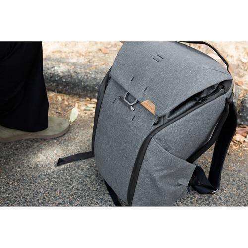 Peak Design Everyday Backpack v2 (20L, Midnight) - Image 8