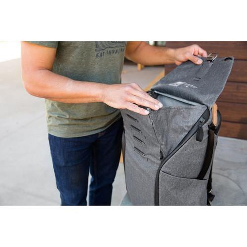 Peak Design Everyday Backpack v2 (30L, Charcoal) - Image 7