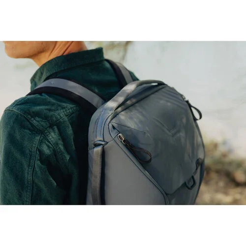 Peak Design Everyday Backpack v3 (20L, Ocean) - Image 10