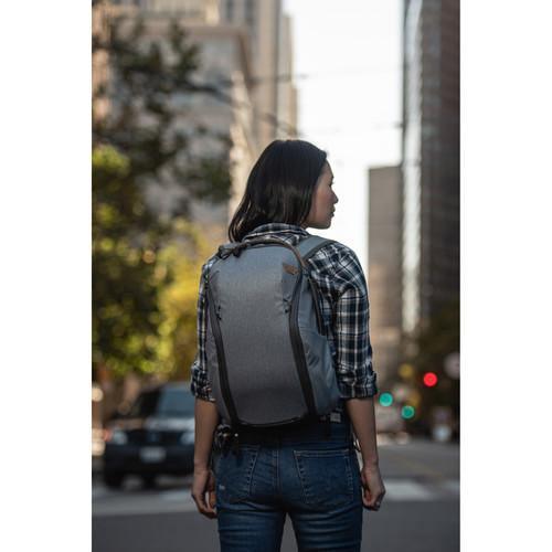 Peak Design Everyday Backpack Zip (15L, Ash) - Image 7