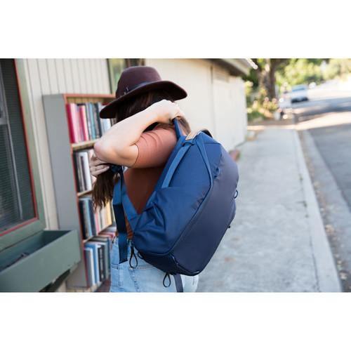 Peak Design Everyday Backpack Zip (15L, Midnight) - Image 10