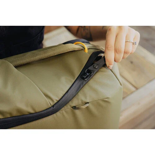Peak Design Everyday Backpack Zip v3 (15L, Kelp) - Image 7