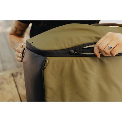 Peak Design Everyday Backpack Zip v3 (20L, Kelp) - Image 6