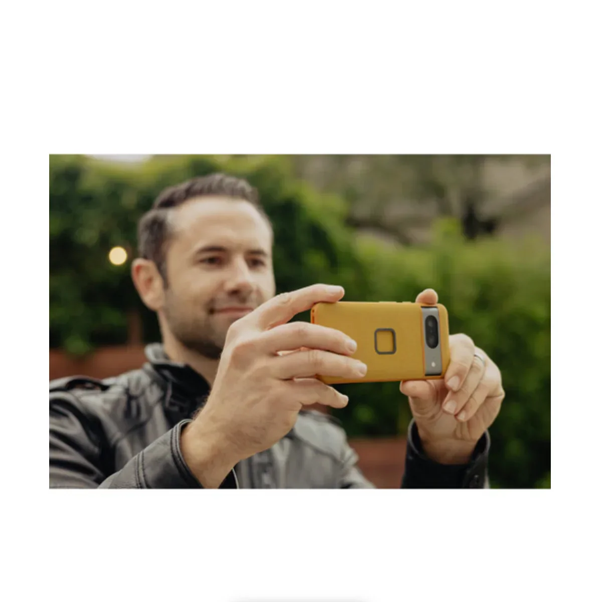 Peak Design Everyday Case for Pixel 8 (Charcoal) - Image 7