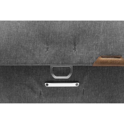 Peak Design Everyday Messenger v2 (13L, Ash) - Image 4