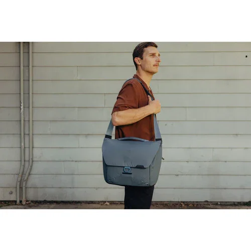 Peak Design Everyday Messenger v3 (13L, Ocean) - Image 6