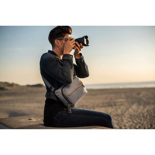 Peak Design Everyday Sling v2 (3L, Ash) - Image 3