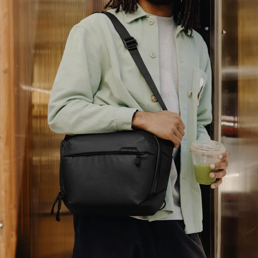 Peak Design Everyday Sling v2 (6L, Black) - Image 4