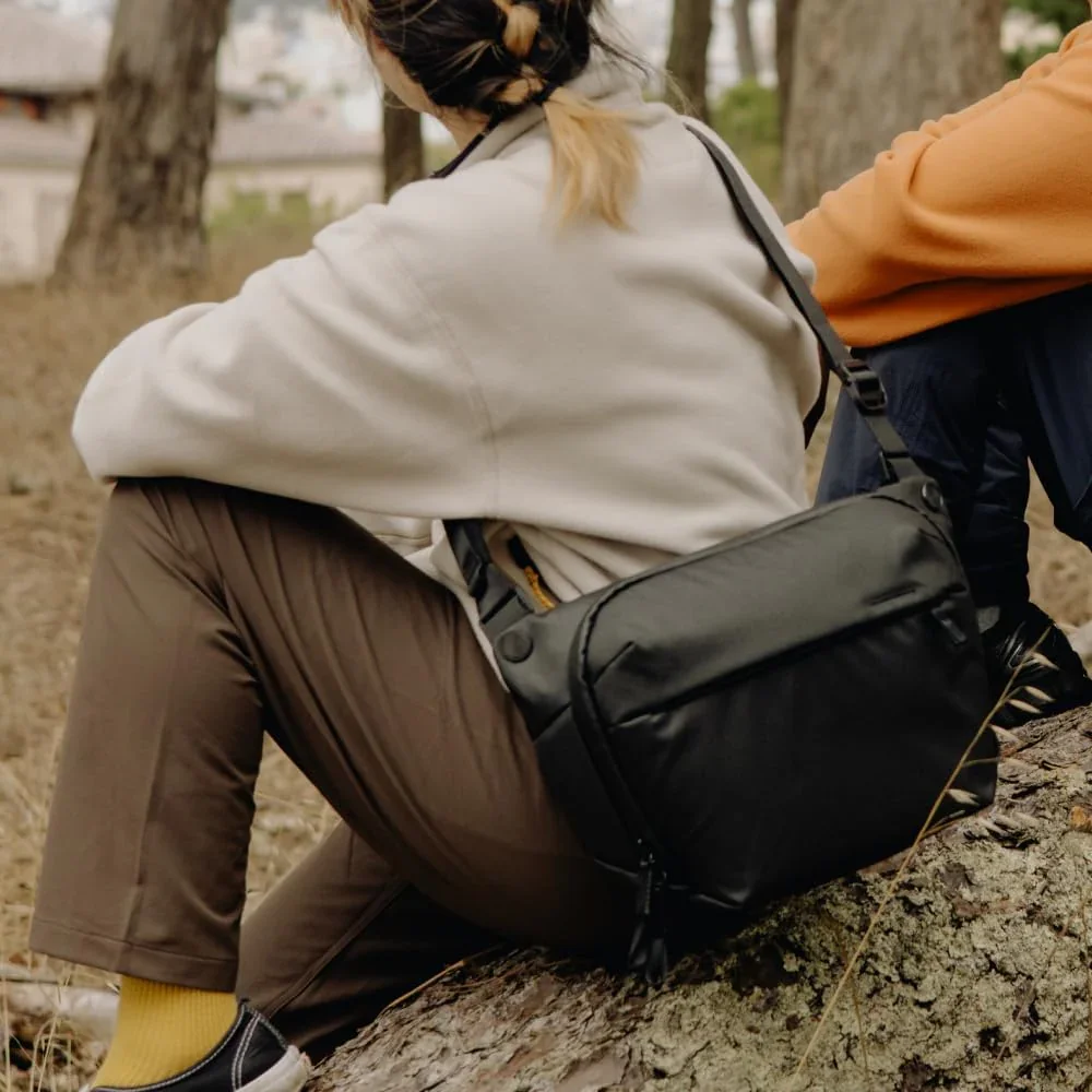 Peak Design Everyday Sling v2 (6L, Black) - Image 6