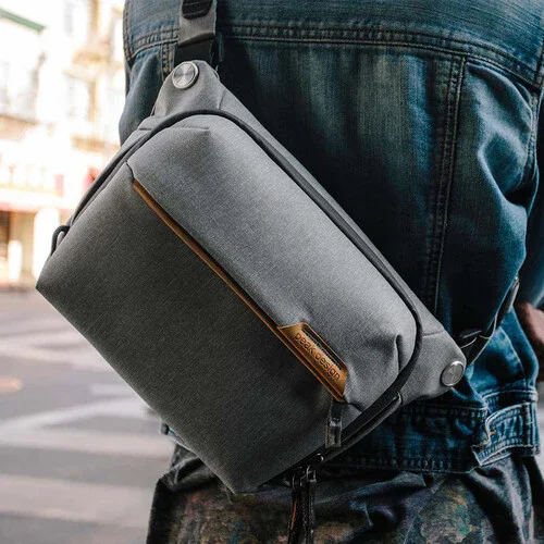 Peak Design Everyday Sling v2 (Ash, 10L) - Image 21
