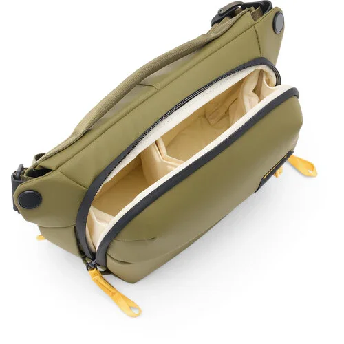 Peak Design Everyday Sling v3 (Kelp, 3L) - Image 2