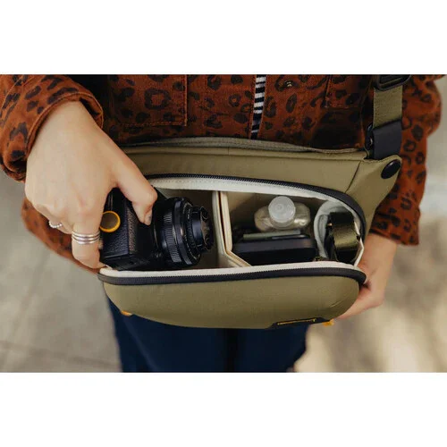 Peak Design Everyday Sling v3 (Kelp, 3L) - Image 6