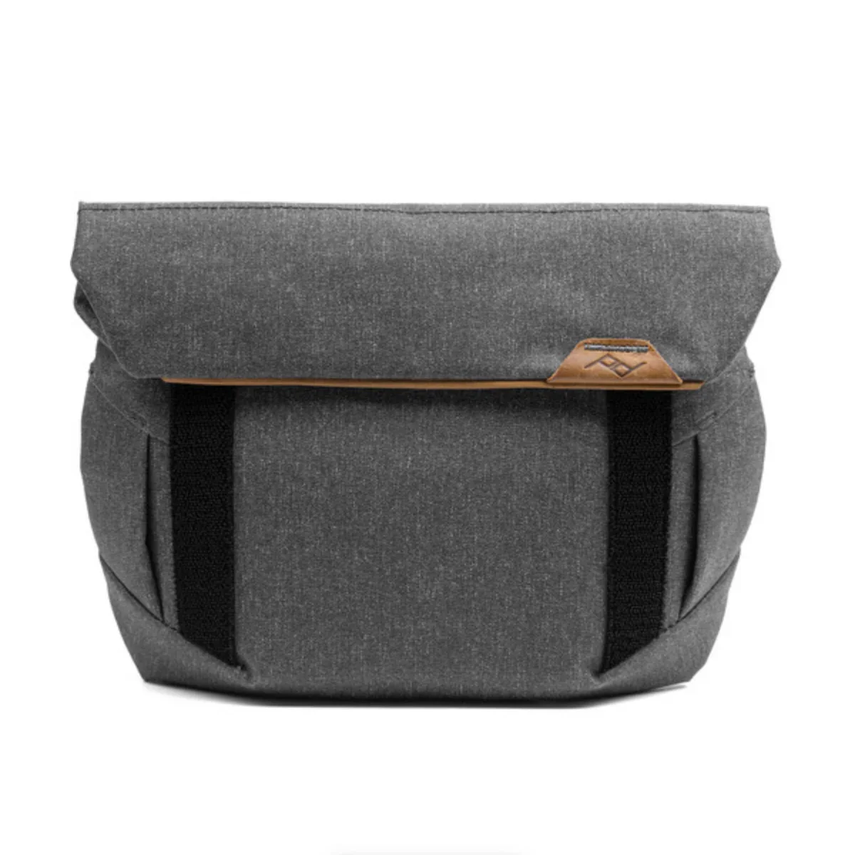 Peak Design Field Pouch v2 (Charcoal) - Image 3