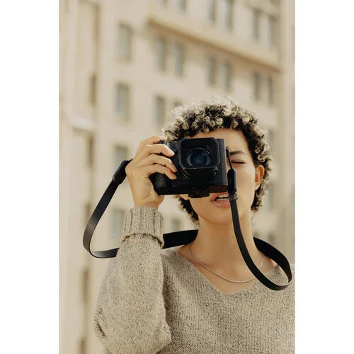 Peak Design Form Leather Camera Strap (Black) - Image 4