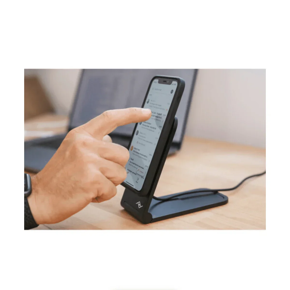 Peak Design Mobile Magnetic Wireless Smartphone Charging Stand - Image 8