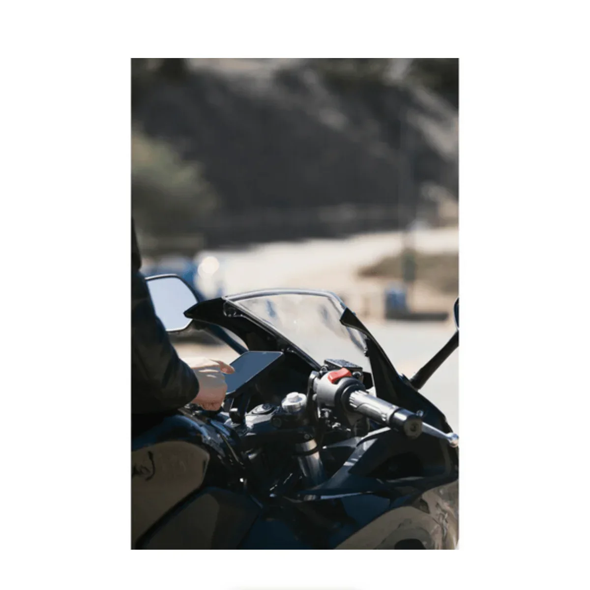 Peak Design Mobile Motorcycle Stem Smartphone Mount - Image 10
