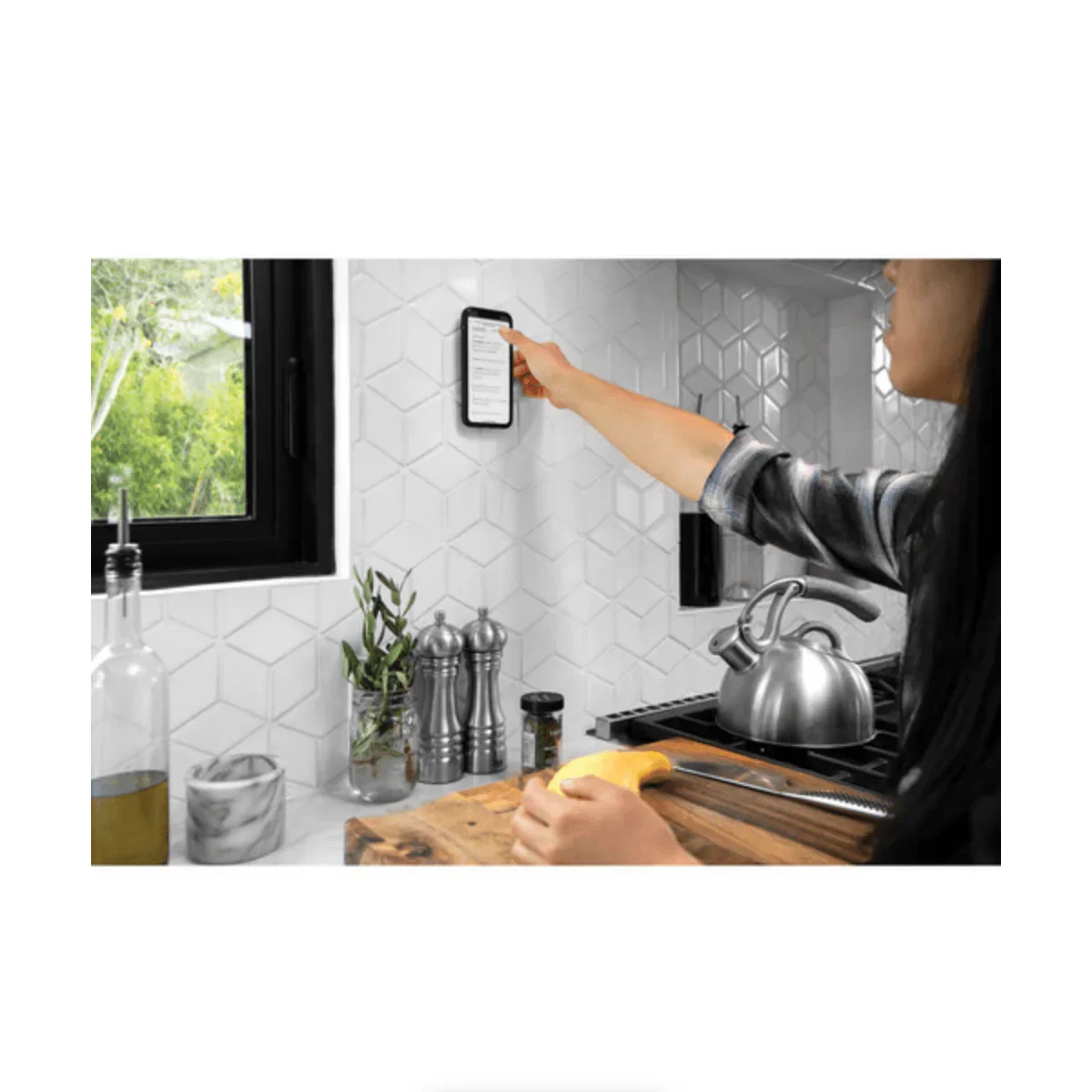 Peak Design Mobile Smartphone Magnetic Wall Mount (Bone) - Image 6