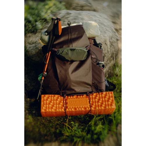 Peak Design Outdoor Backpack (Eclipse, 45L) - Image 8