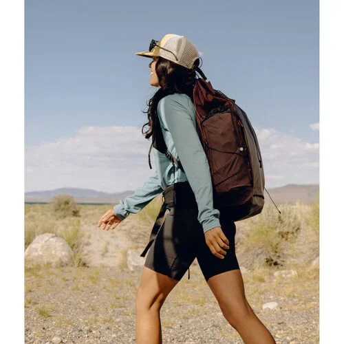 Peak Design Outdoor Backpack (Eclipse, 45L) - Image 9
