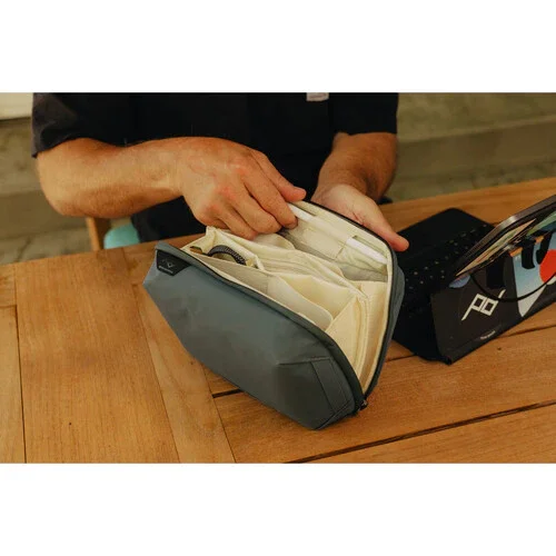 Peak Design Tech Pouch v3 (Ocean) - Image 4