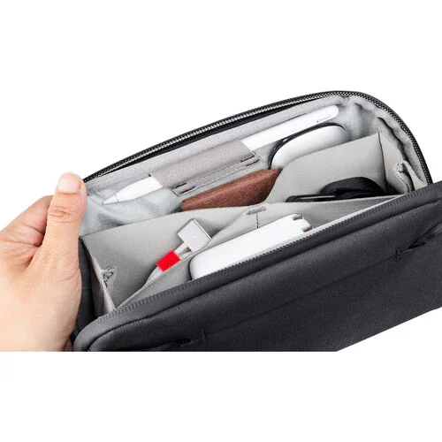 Peak Design Tech Small Pouch (Sage) - Image 10