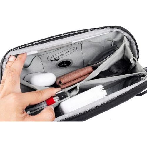 Peak Design Tech Small Pouch (Sage) - Image 11