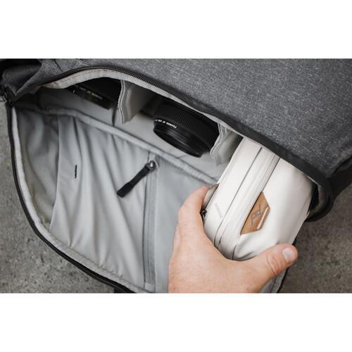Peak Design Travel Tech 2L Pouch (Bone) - Image 7