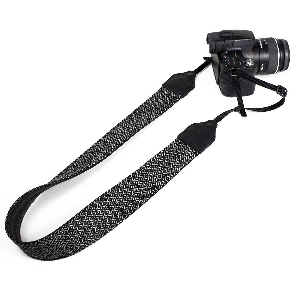 Perri's Leathers Ltd. 2" Wool Fabric Camera Strap (Gray/White) - Image 3
