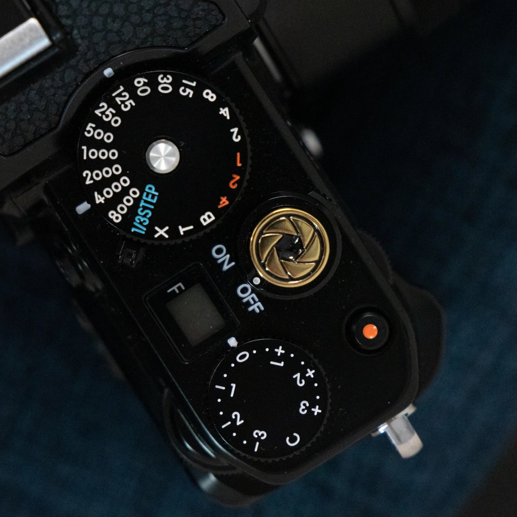ProMaster Deluxe Soft Shutter Button (Leaf Shutter Design - Brass) - Image 3