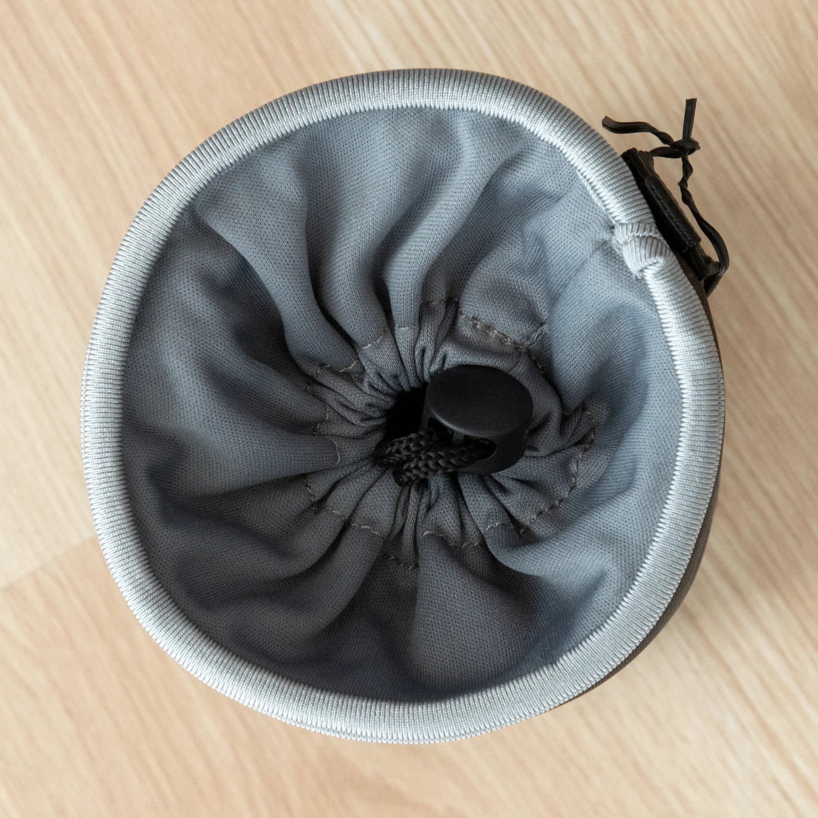 Promaster Drawstring Lens Pouch 6.5" x 4.4" - Image 2