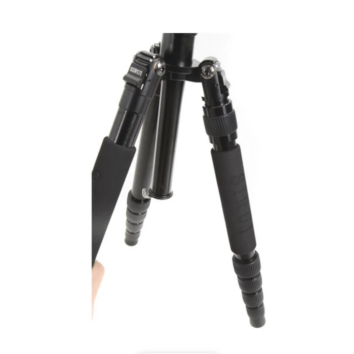 Sirui A1005 Aluminum Tripod with Y-10 Ball Head - Image 10