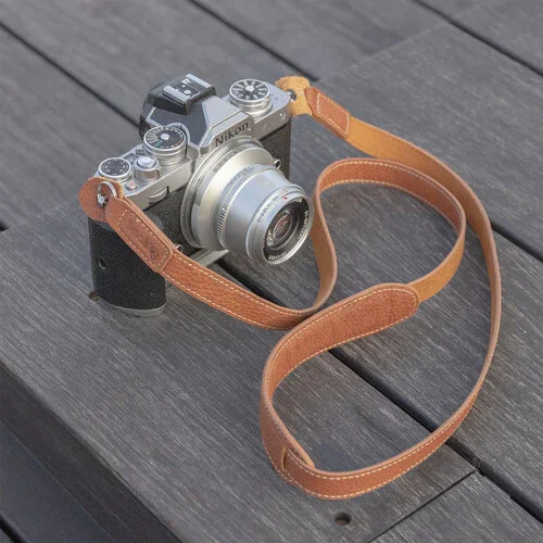 SmallRig Leather Camera Neck Strap - Image 4
