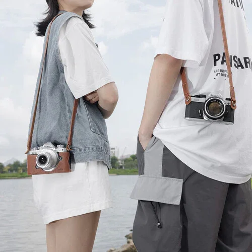SmallRig Leather Camera Neck Strap - Image 8