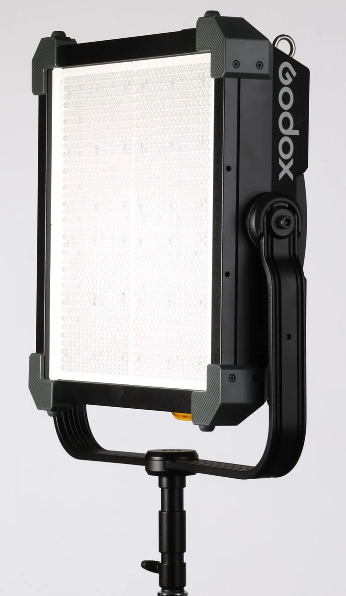 * USED * Godox KNOWLED P600BI Bi-Color LED Video Light Panel - Image 9