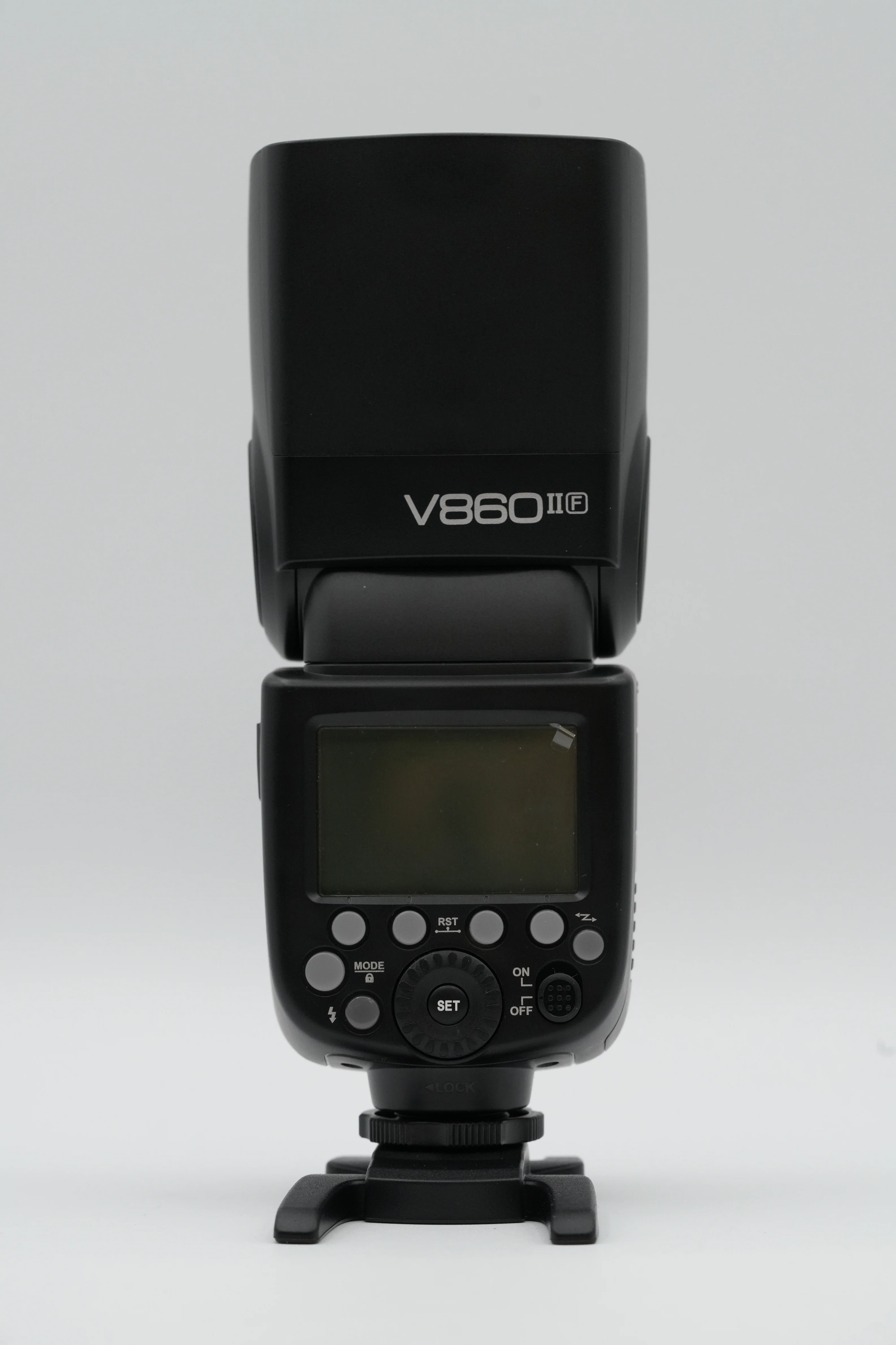 * USED * Godox VING V860IIF TTL Li-Ion Flash Kit for Fujifilm - Image 2