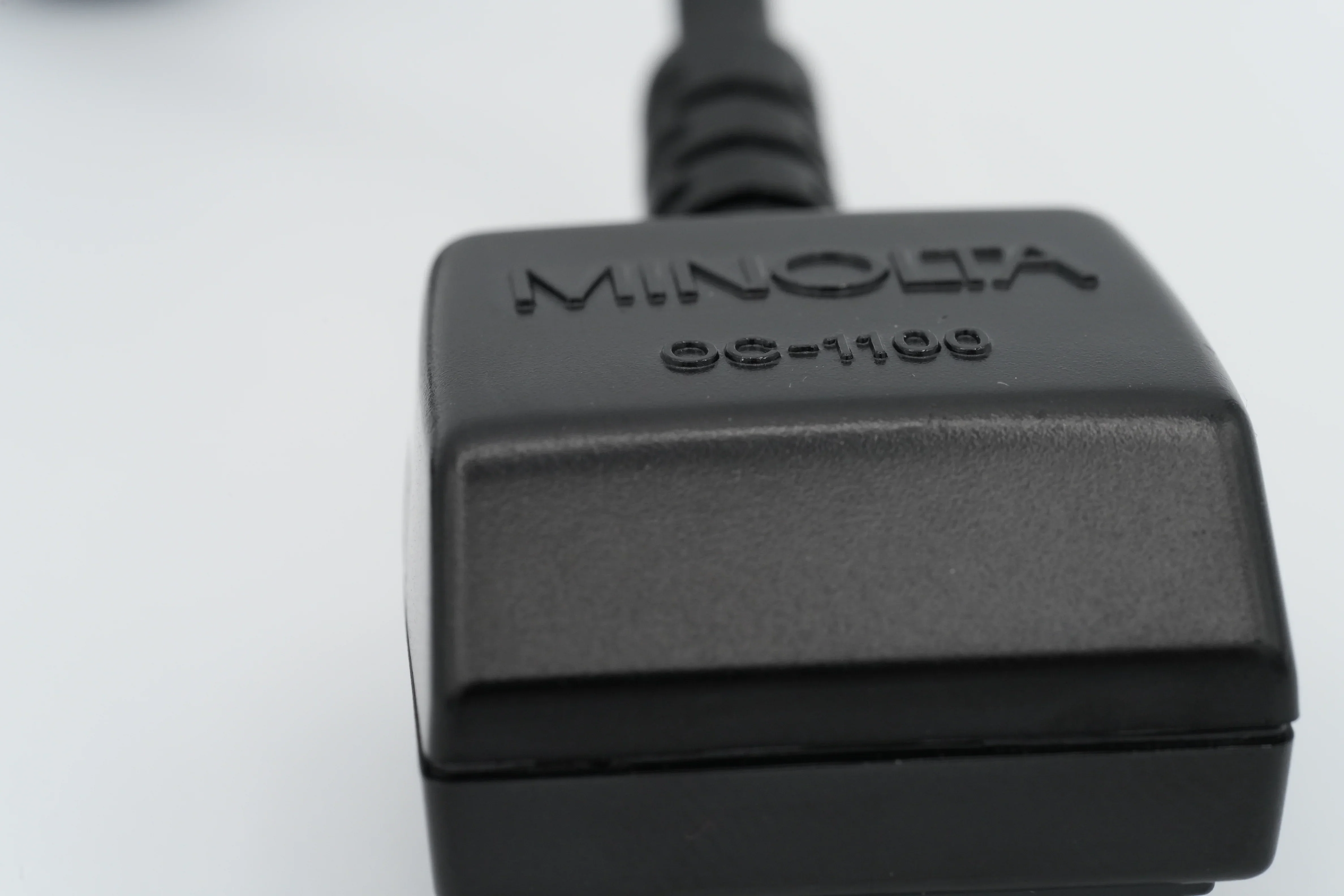 * USED * Minolta Off-Camera Cable OC-1100 - Image 4