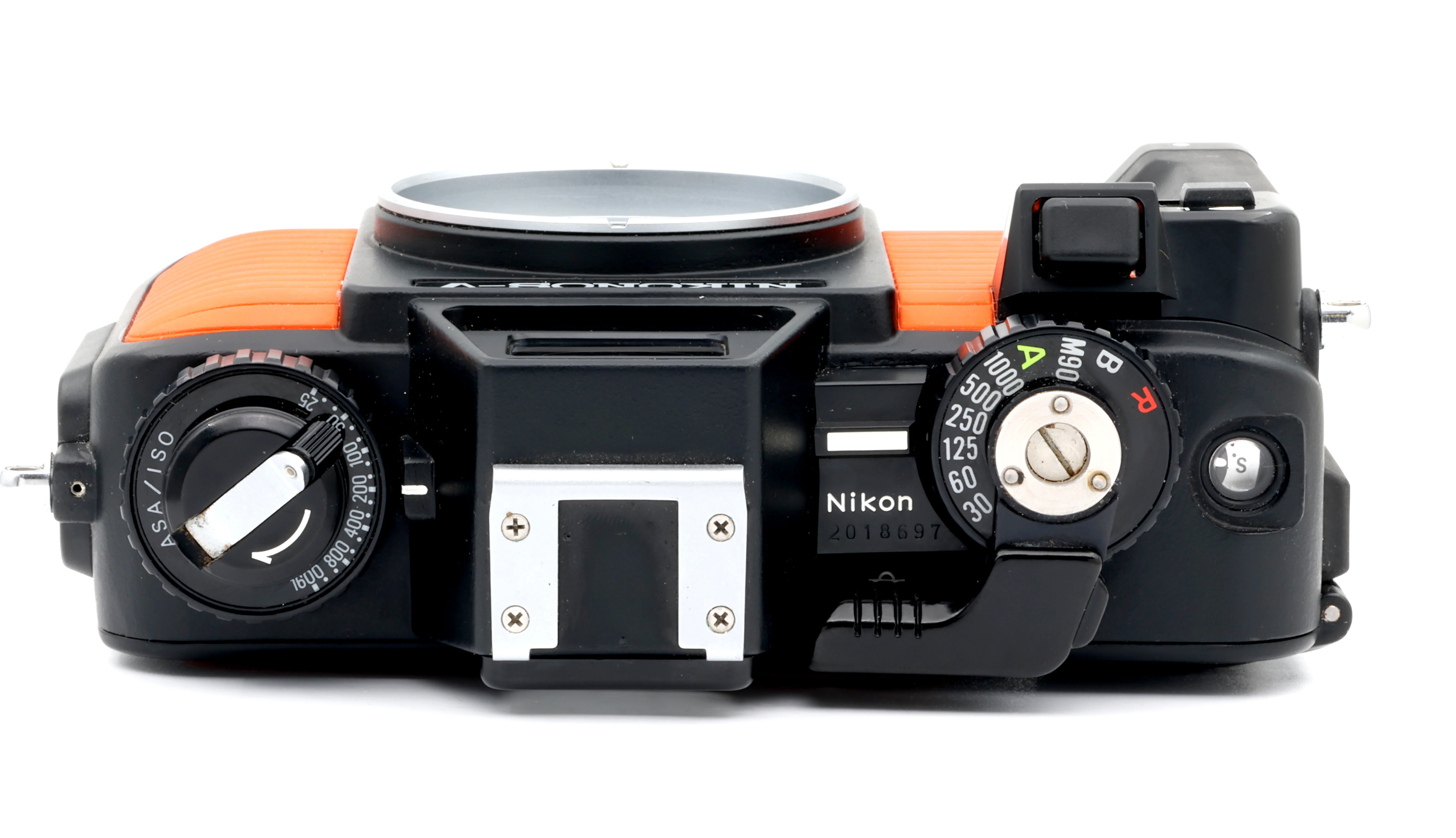 * USED * Nikon Nikonos V Underwater Film Camera (Orange) and SB-103 Speedlight - Image 13