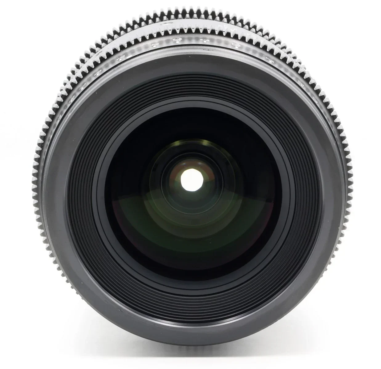 * USED * Sigma 24-35mm T2.2 Cinema Lens For Sony E-Mount - Image 4
