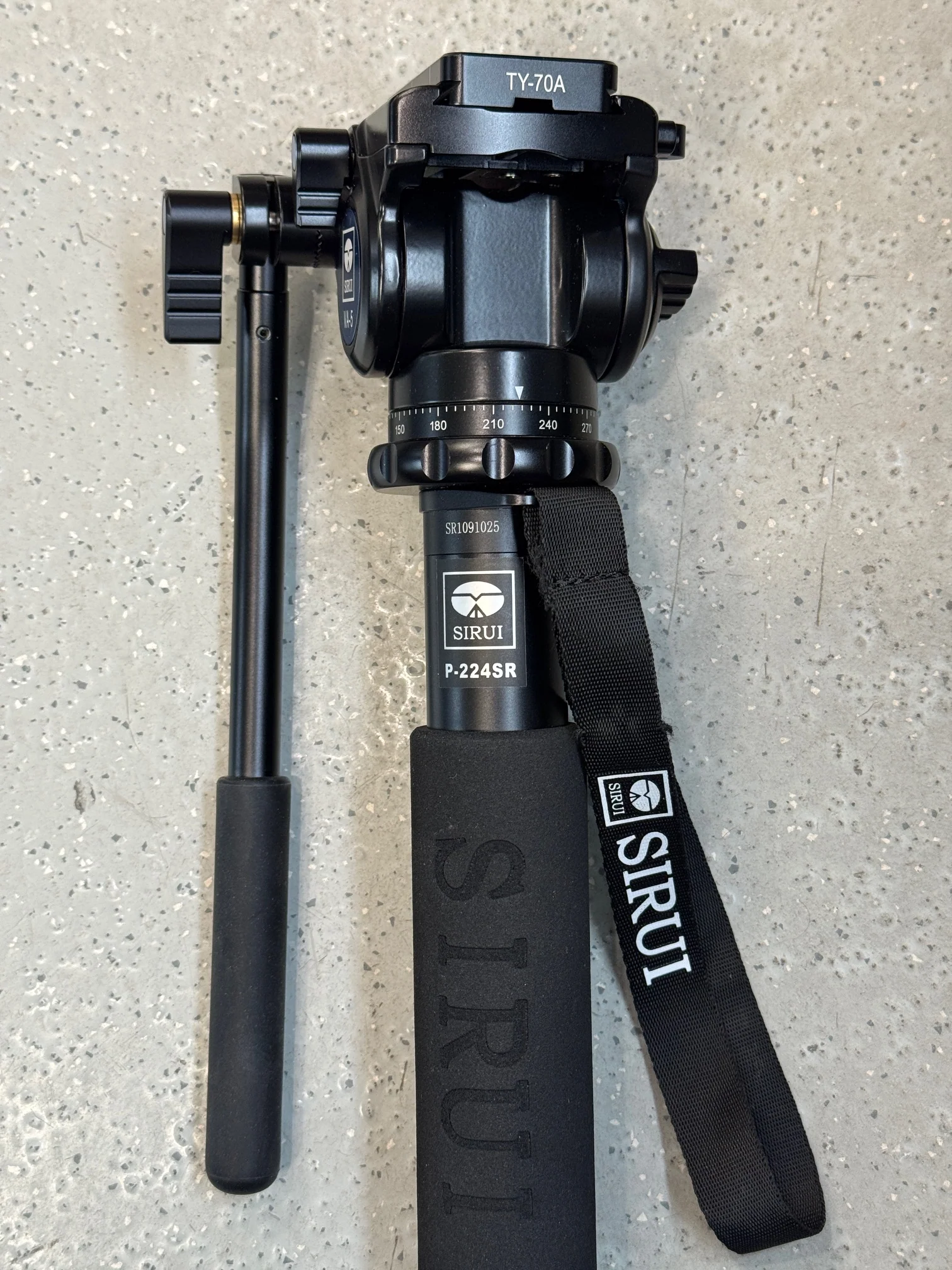 * USED * Sirui P-224SR Carbon Fiber Photo/Video Monopod and with VA-5 Fluid Video Head - Image 5