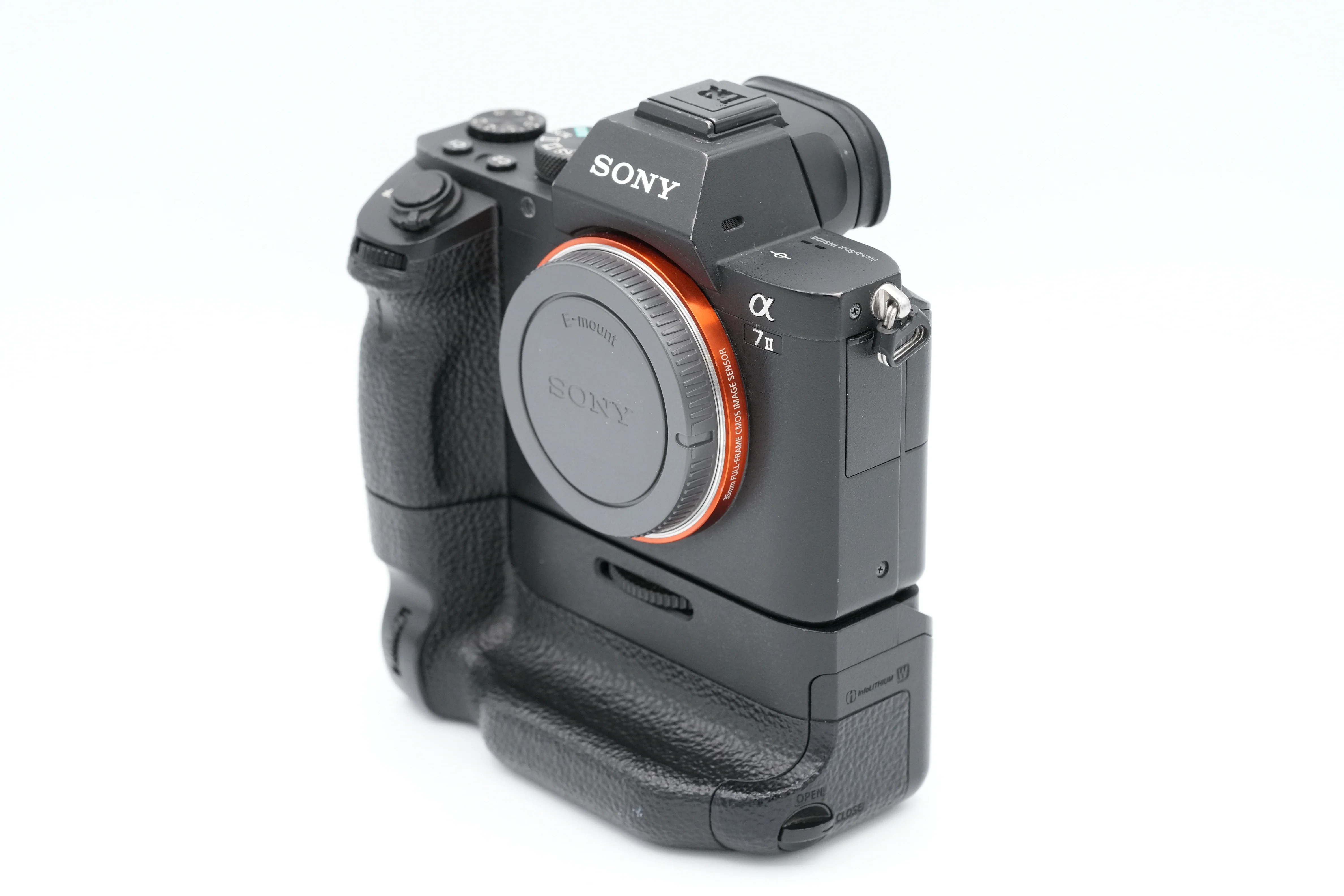 * USED * Sony a7 II Mirrorless Camera with VG-C2EM Battery Grip - Image 6