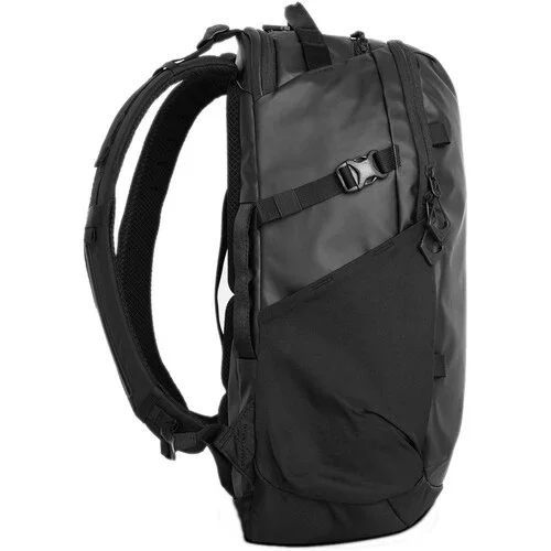 WANDRD Nimbus 18L Backpack (Black) - Image 5