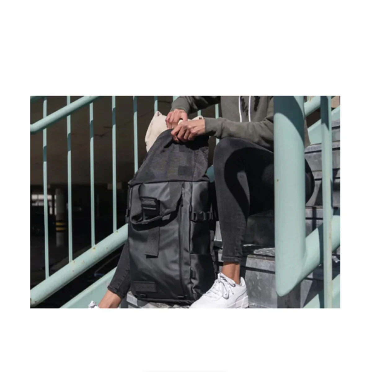 WANDRD PRVKE 21L v2 Photo Backpack and Camera Cube Bundle (Black) - Image 15