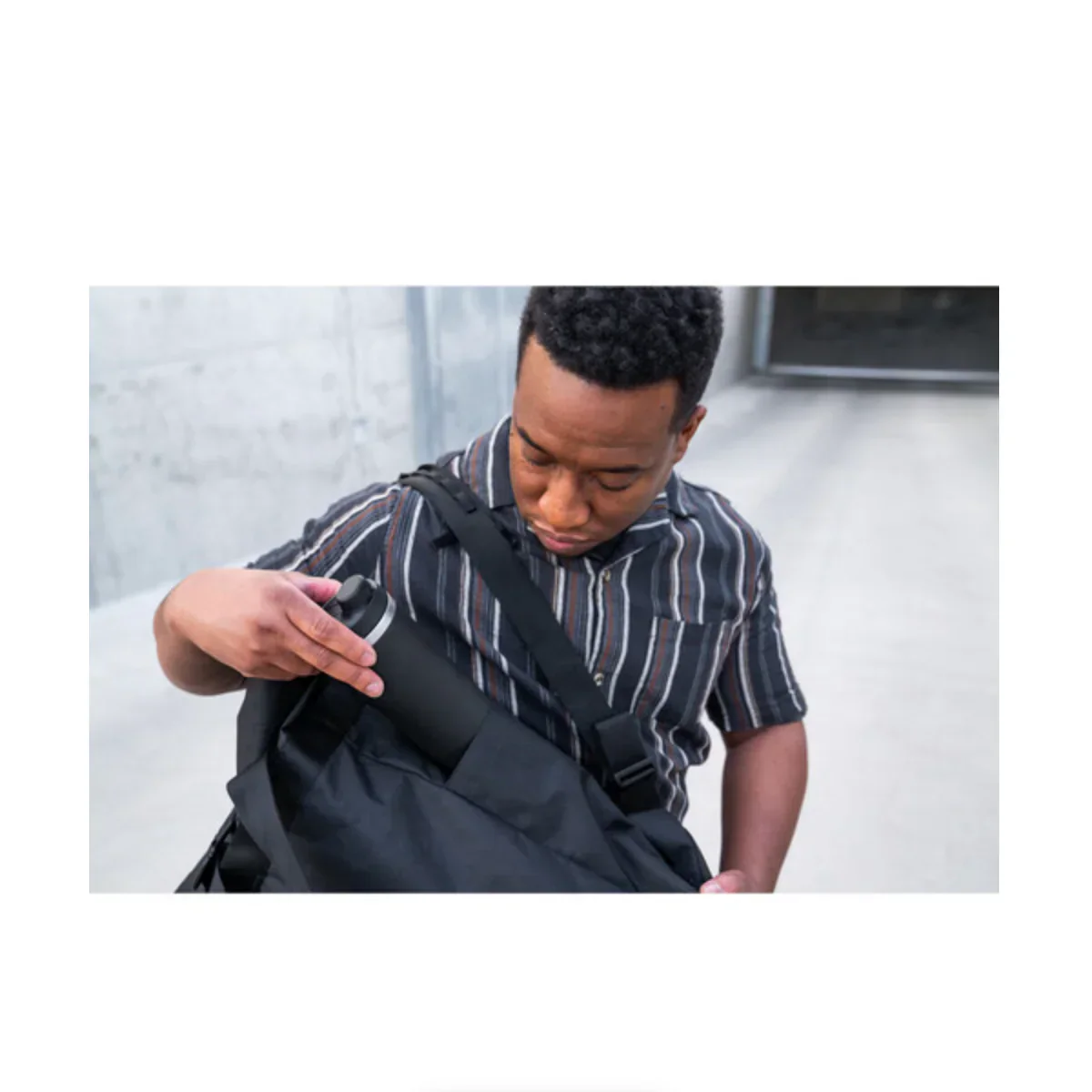 WANDRD Tote Backpack (Black, 20L) - Image 14
