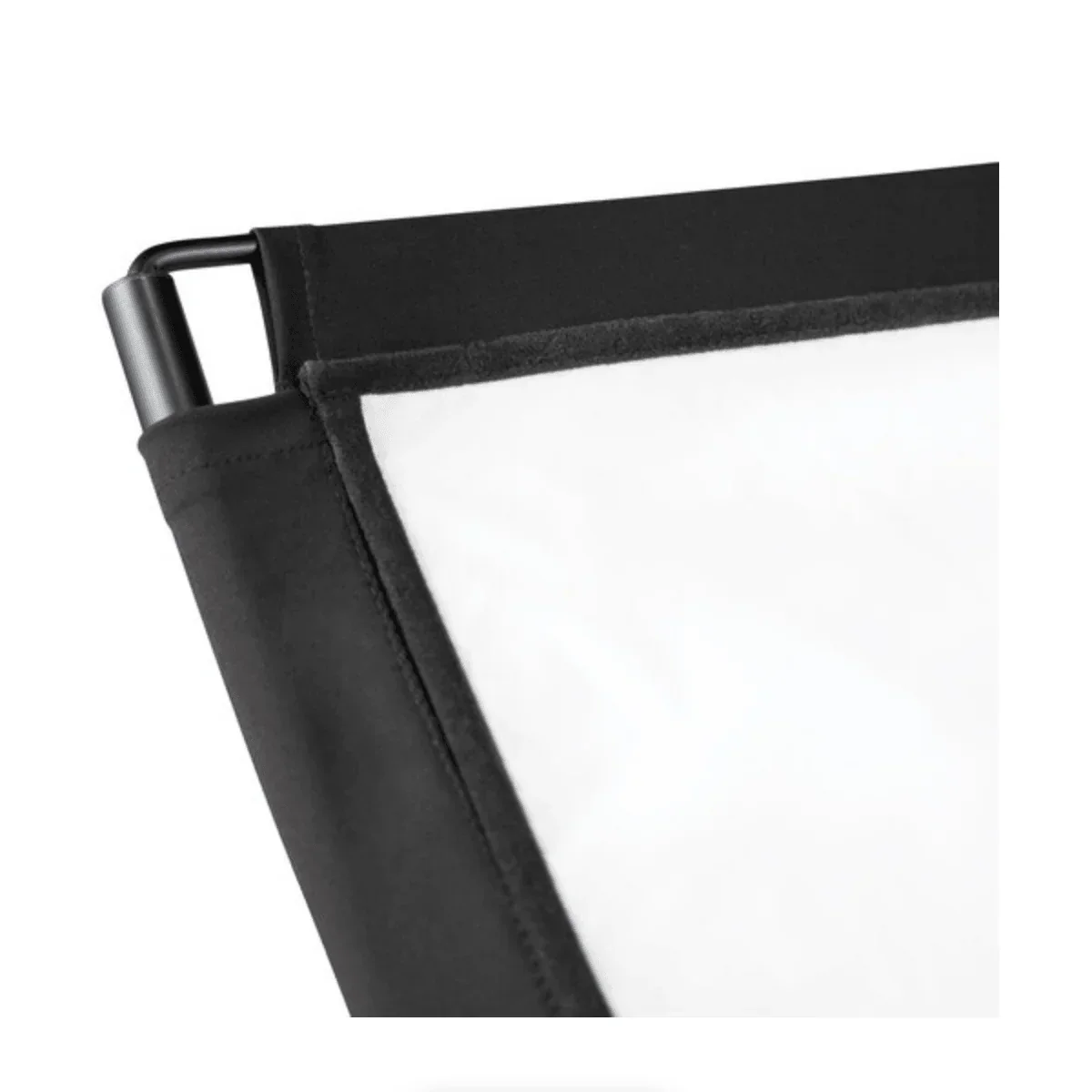 Westcott Eyelighter 3 Reflective Panel (Silver, White, and Sunlight Fabric) - Image 11