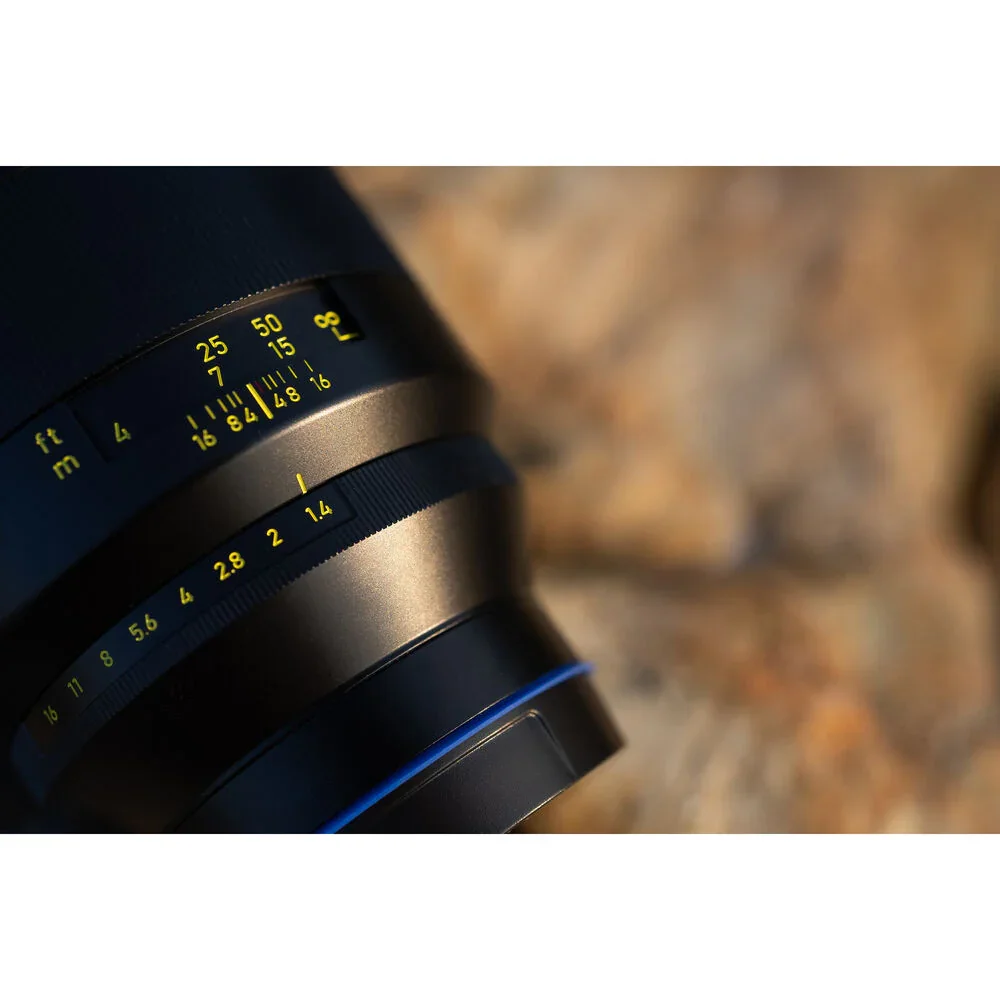 ZEISS Otus ML 85mm f/1.4 Lens for Sony E - Image 6